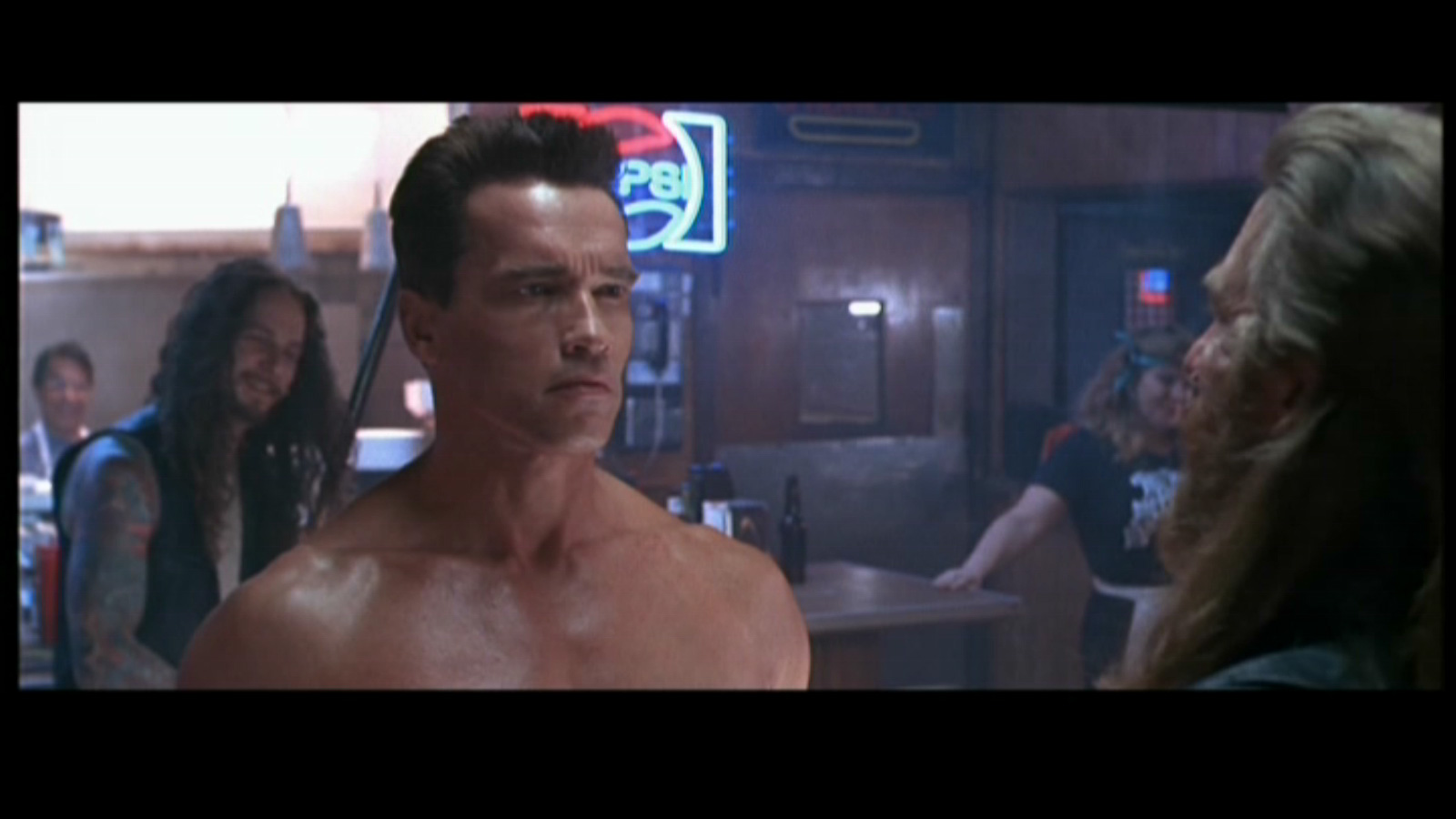 102564-terminator_2_013